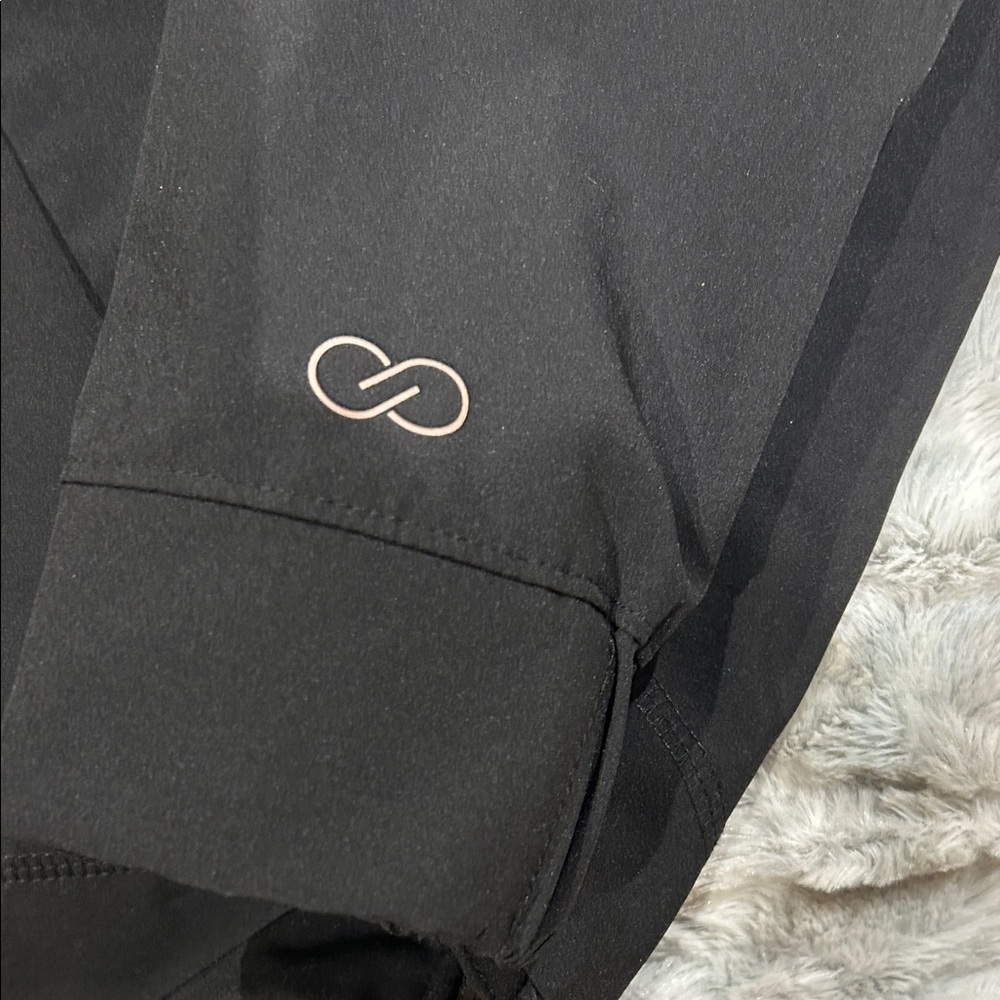 CALIA by Carrie Underwood Black Windbreaker - Picture 4 of 4